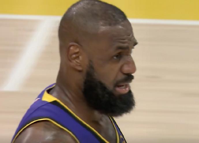 世俱杯-无缘大结局？曝詹姆斯18年曾考虑加盟火箭 遗憾未能联手哈登保罗