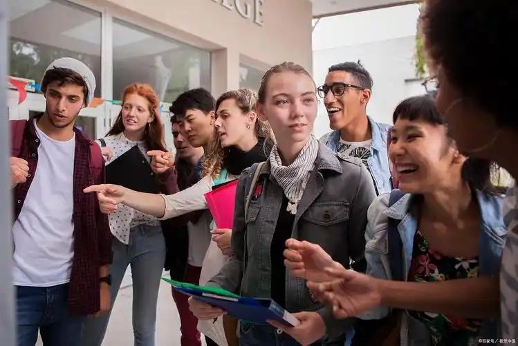 炸锅！中国留学生在美刷爆100万信用卡后逃回国！如今回旋镖来了