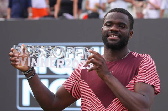 足球-蒂亚福首夺草地赛冠军 穆雷&amp;锦织圭挑战赛夺冠！