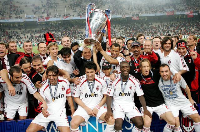 世俱杯-【人物】贝卢斯科尼，为足球涂上红黑